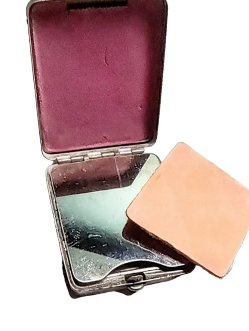 1930s Vintage Small Metal Souvenir Scenic Face Powder Compact Makeup Virginia